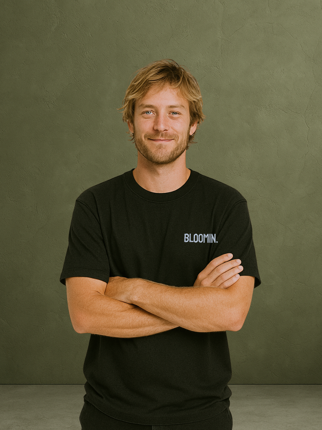 ESSENTIAL - BLACK/WHITE