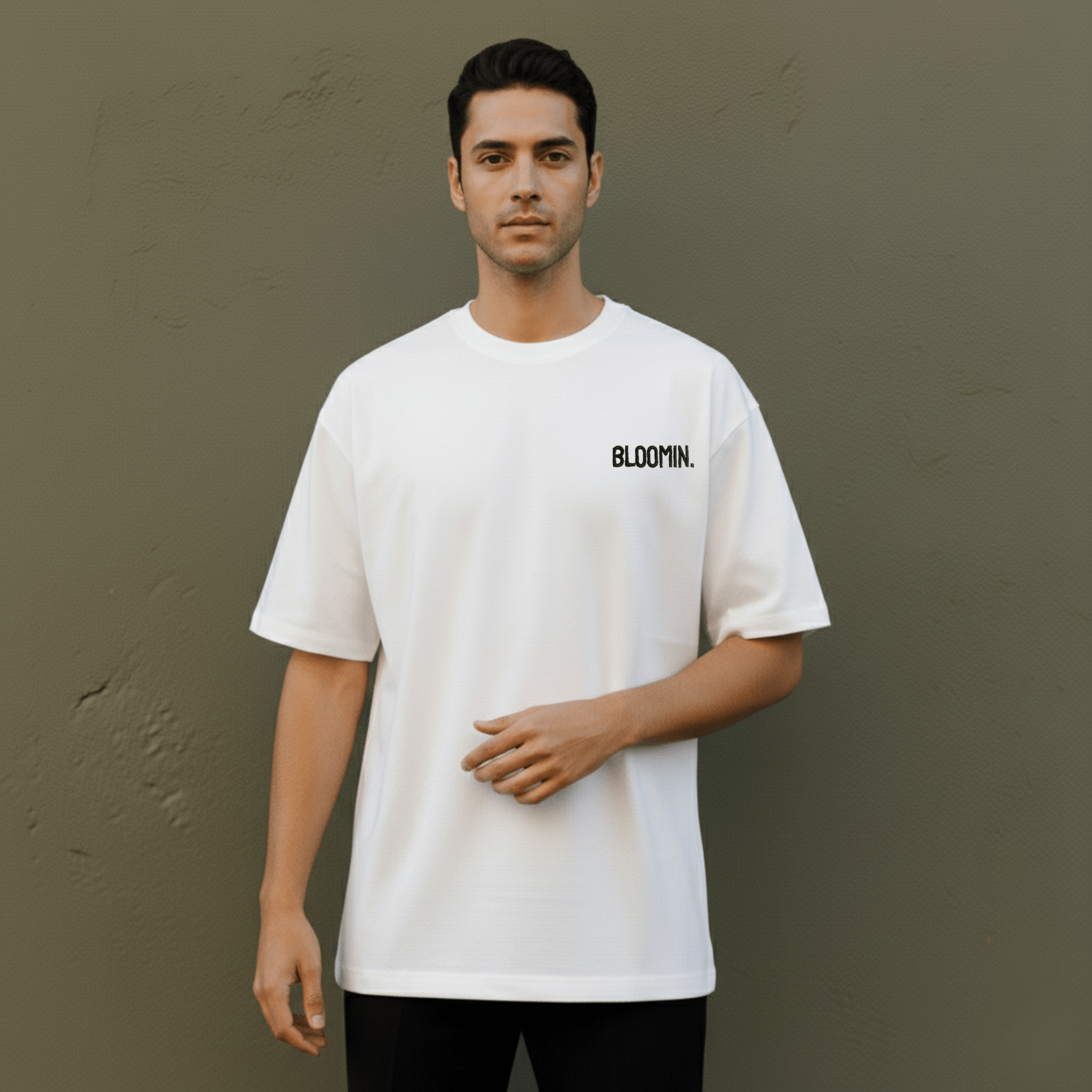 PREMIUM OVERSIZED T - SHIRT - ESSENTIAL - WHITE/BLACK